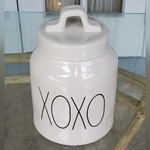 Rae Dunn XOXO Valentines Cookie Or Sugar Jar, Artisan Collection By Magenta